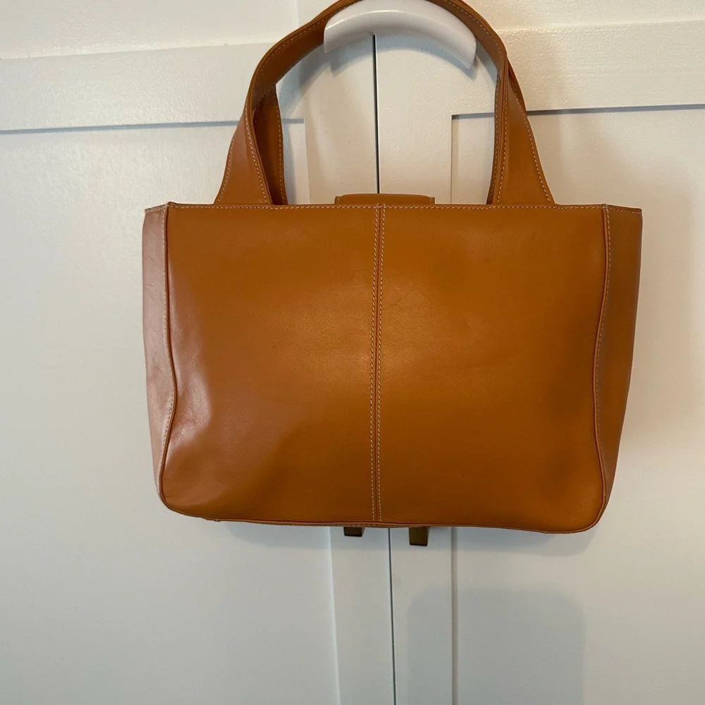 Banana Republic Tan Leather Tote Bag - Picture 2 of 11